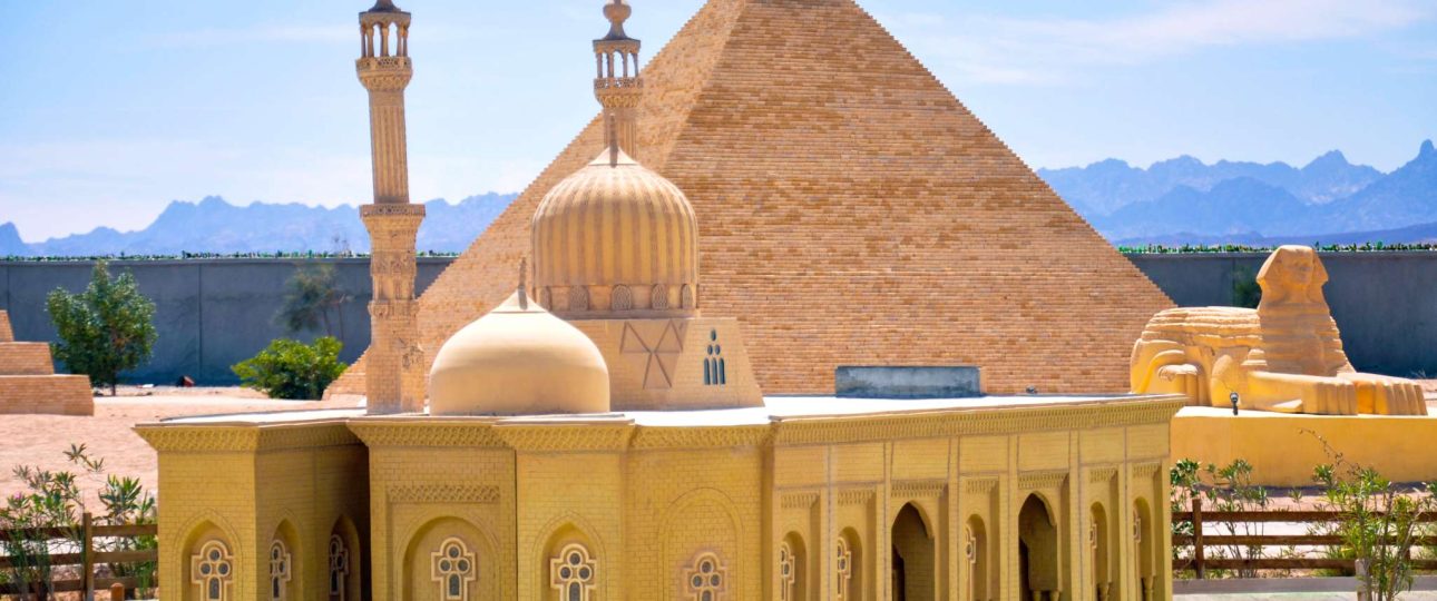 Experience the Magic of Egypt: A Journey of Wonder and Adventure 1 Experience the Magic of Egypt: A Journey of Wonder and Adventure