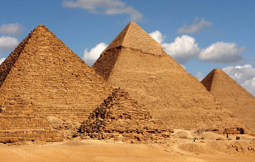 Discover Giza Pyramids and The Egyptian Museum with Guide